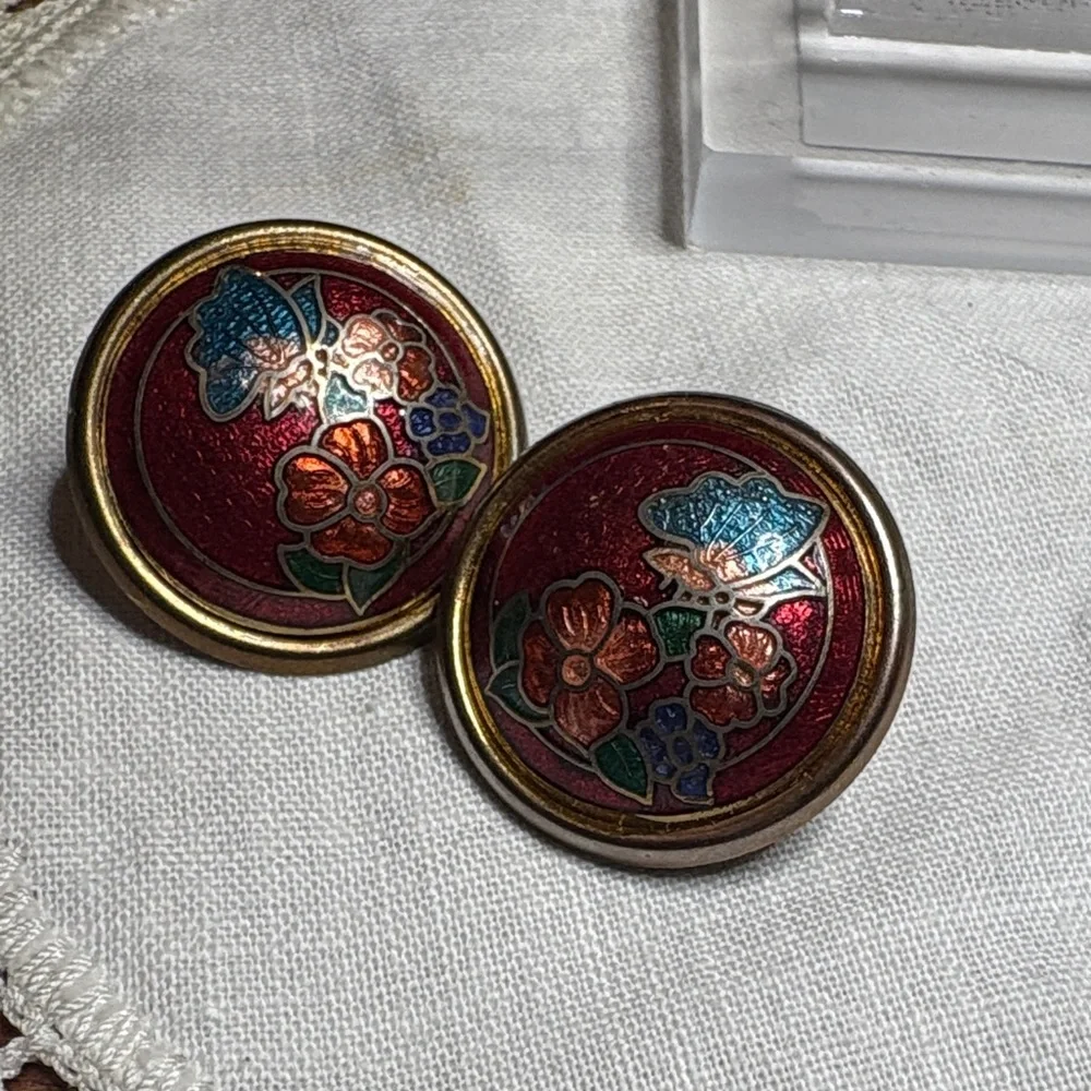 Elegant Vintage Floral Red and Gold Enamel Earrings - Picture 1 of 3